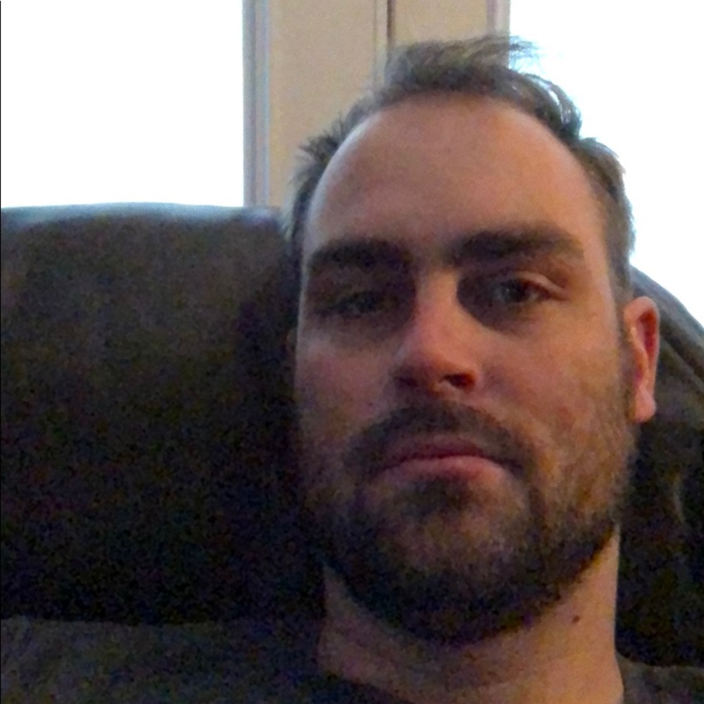 Meet your Posher, Jason